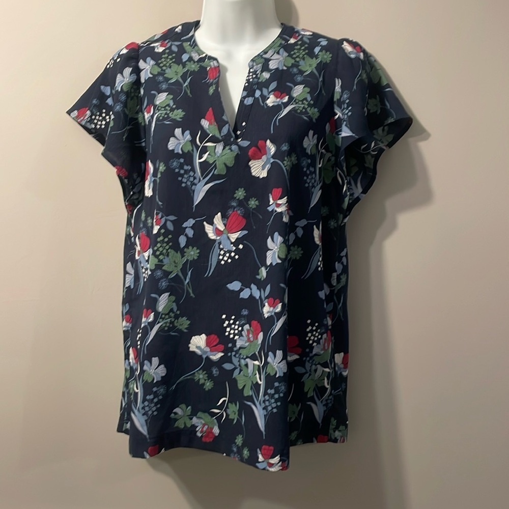 Denver hayes floral top